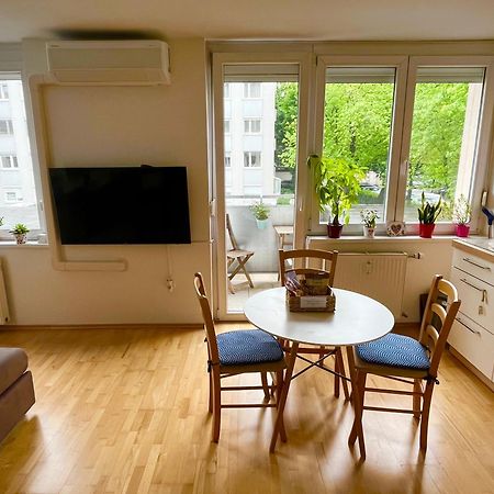 Апартаменты Cosy Studio Andy With Great Location Любляна Экстерьер фото