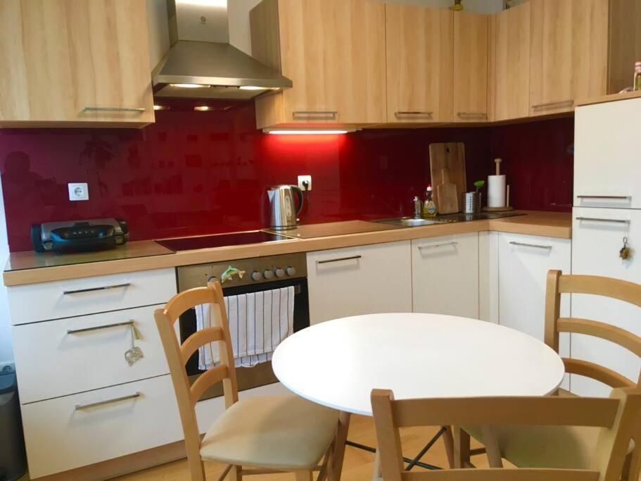 Апартаменты Cosy Studio Andy With Great Location Любляна Экстерьер фото